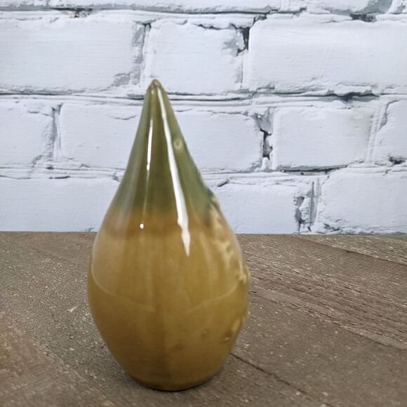 expo 67 memorabilia - ceramic salt or pepper shaker - Picture 3 of 7